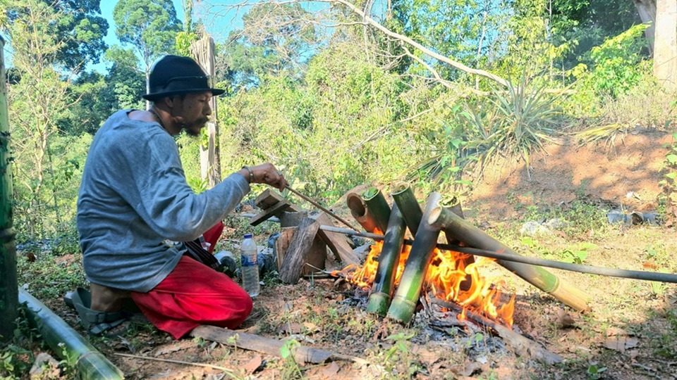 แก่งกรุง-พิกัดลับสุราษฎร์ฯ-ล่องห่วงยาง-หลามข้าว-เที่ยวป่าดิบชื้นรักษ์โลก