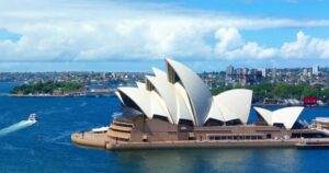 ผลสำรวจเยาวชนออสเตรเลีย หลังกฎหมายแบนโซเชียลมีเดียมีผลแล้ว 3 เดือน – 60% บอกยังใช้งานได้ปกติ – 50% บอกคุณภาพชีวิตดีขึ้น