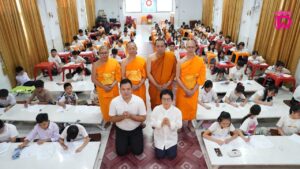 ‘คณะสงฆ์ไทย’ จารึกประวัติศาสตร์ครั้งสำคัญ จัดสอบ ‘ธรรมศึกษา’ ที่ ‘อินโดนีเซีย’ | เดลินิวส์