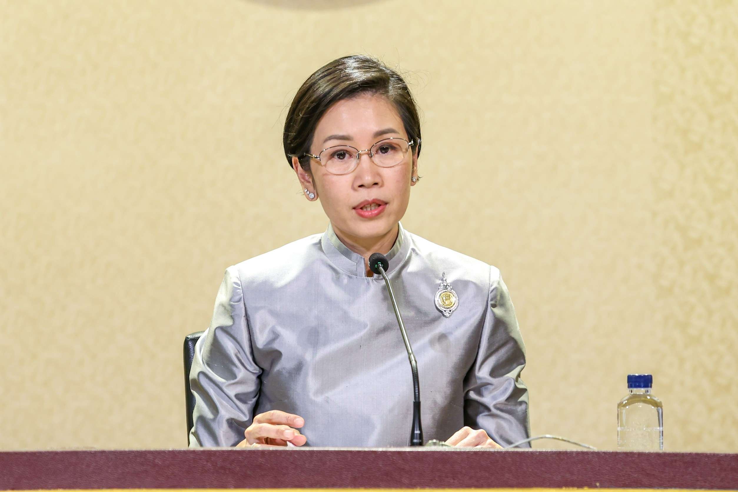 ครม.ตั้งบอร์ดนโยบายเศรษฐกิจ-!เร่งขับเคลื่อนนโยบายรัฐ-รับมือผลกระทบตะวันออกกลาง