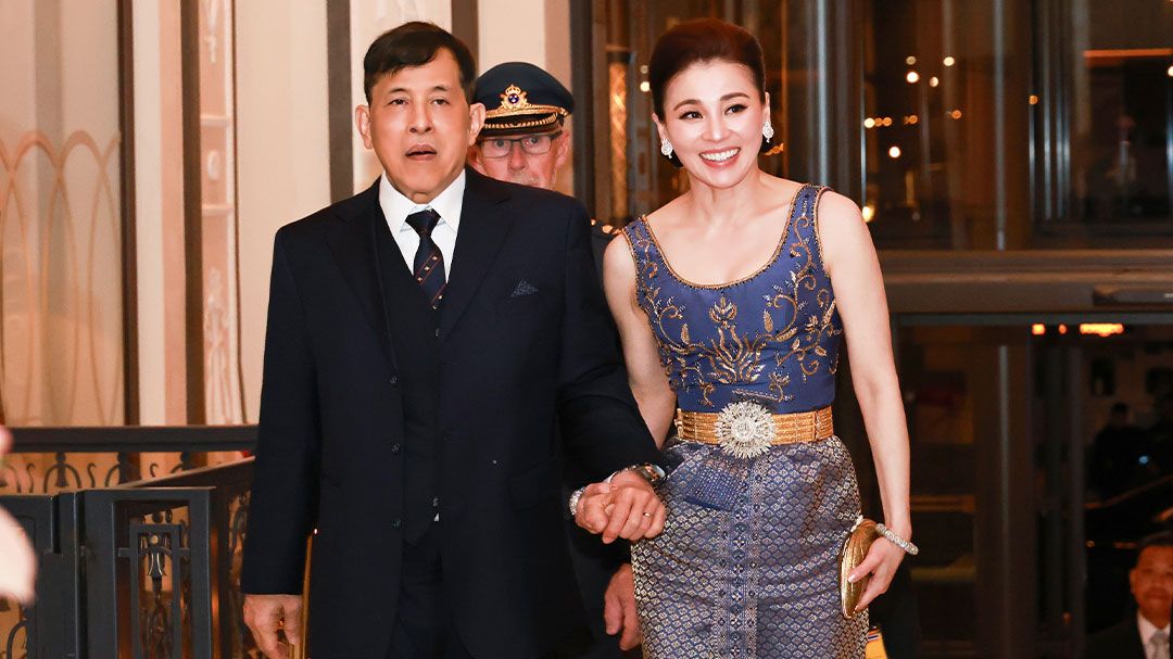 ในหลวง-พระราชินี-ทรงร่วมงานถวายพระกระยาหารค่ำ-และพระราชทานเลี้ยงอาหารค่ำ