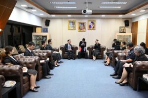 “รมว.ซาบีดา” ต้อนรับ “เอกอัครราชทูตสาธารณรัฐประชาชนจีน” ประจำประเทศไทยฉลองการทูต 50 ปี มุ่งส่งเสริม อุตสาหกรรมสร้างสรรค์-ท่องเที่ยว-ภาพยนตร์หวังสร้างโอกาสเศรษฐกิจไทย-จีน